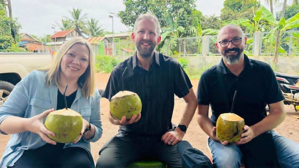 Church mission trip helping Cambodian families